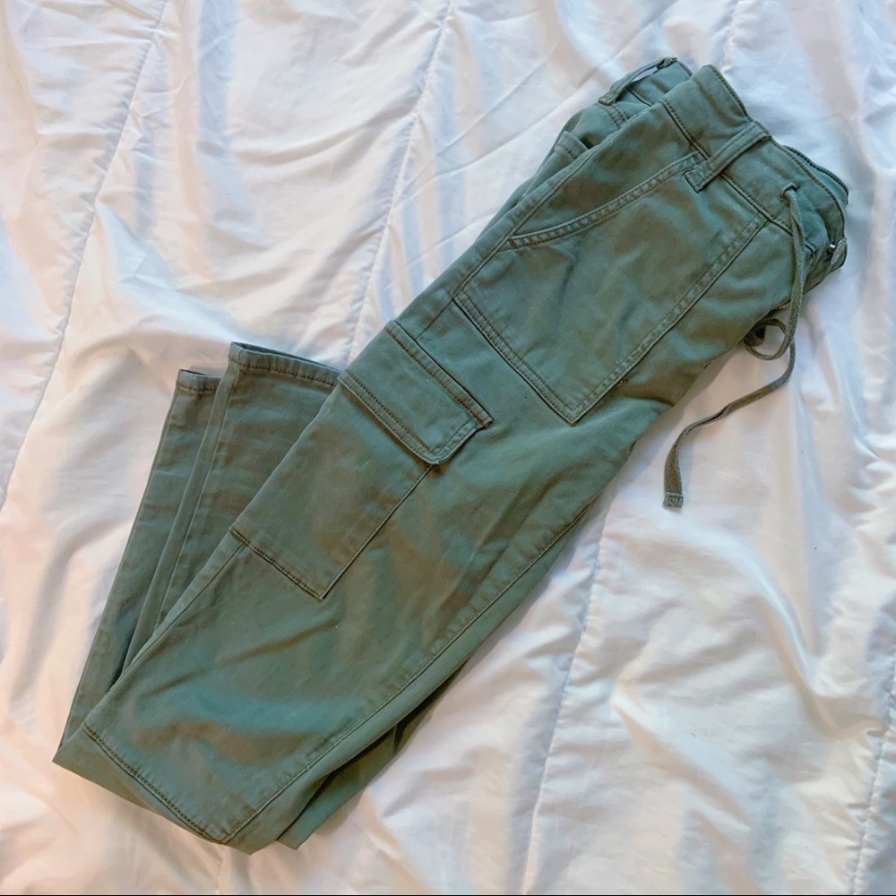 American Eagle Cargo Pants
